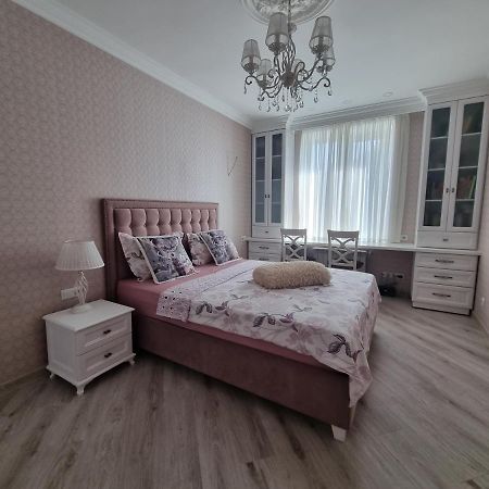 Aparthotel City Center Kişinev Dış mekan fotoğraf