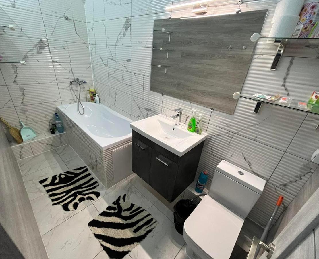 Aparthotel City Center Kişinev Dış mekan fotoğraf